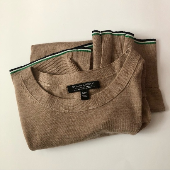 Banana Republic Crewneck Wool Sweater - Picture 5 of 5